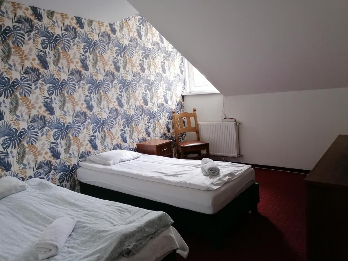 Pensjonat Telimena Hotel Zwierzyniec Exterior foto