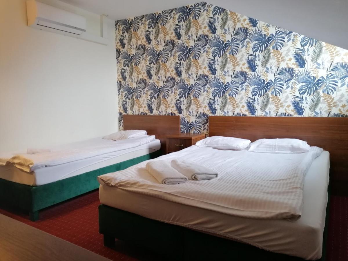 Pensjonat Telimena Hotel Zwierzyniec Exterior foto